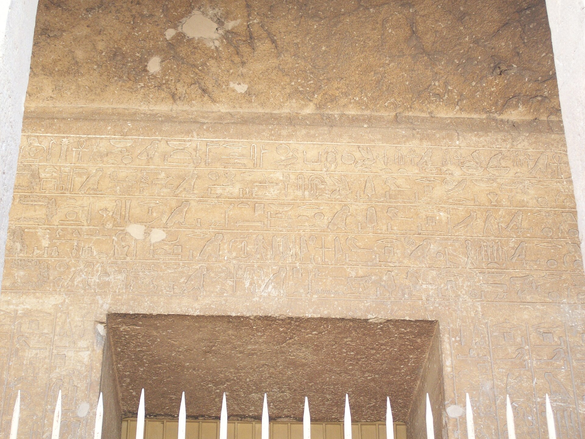 Minya and the rock tombs of Beni Hassan