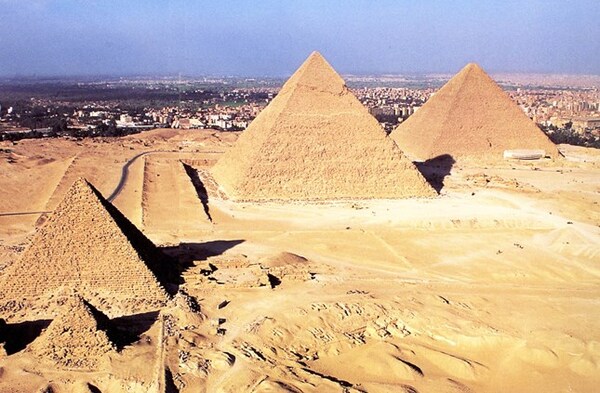 pyramidsss